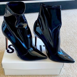 Schutz Black Patent Leather Bootie US Size 9